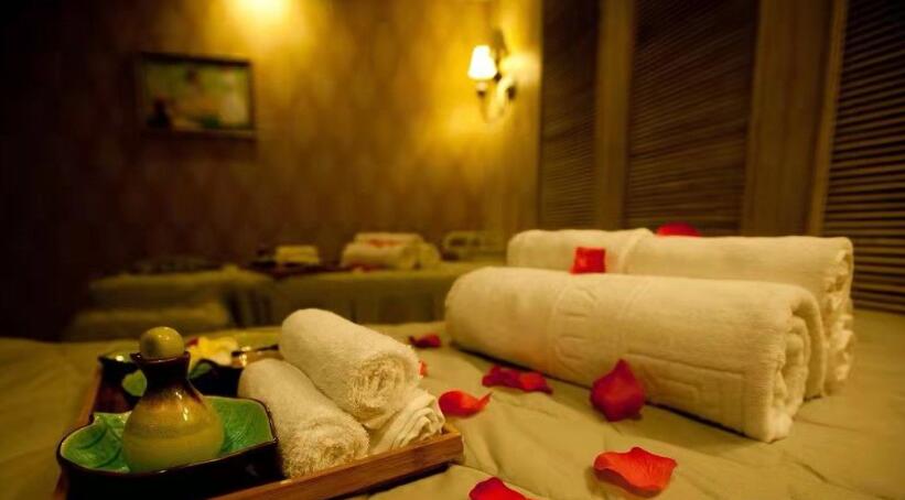 广佛高端水疗spa会馆就这样带着清风月静抚慰了光阴悲喜